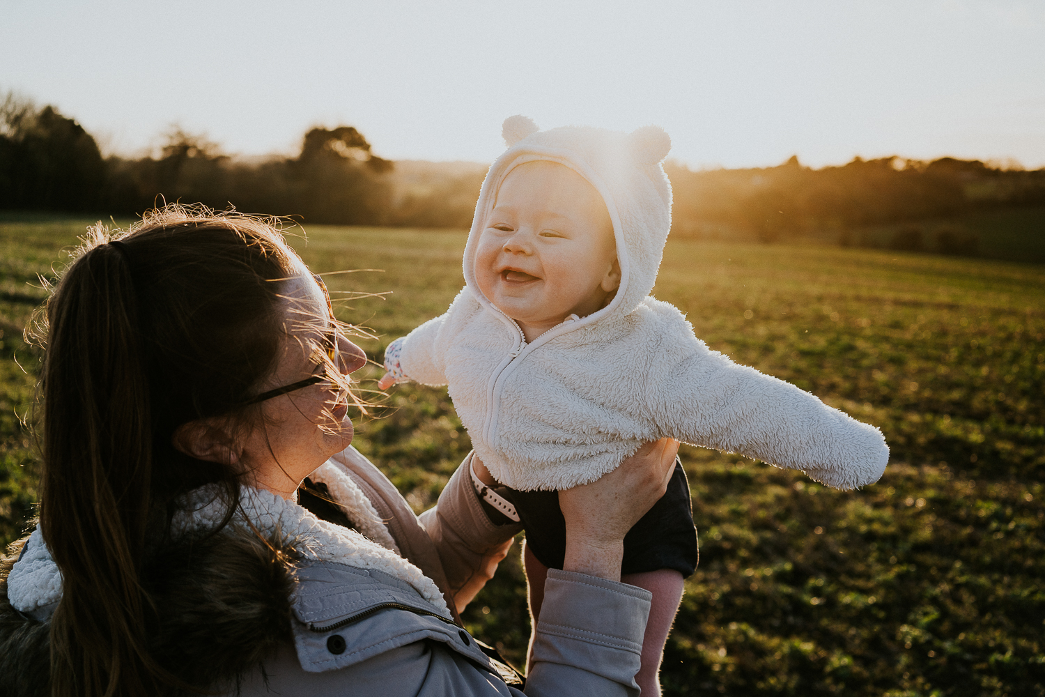 London family photography 2020 mother and baby daughter outdoors sunshine