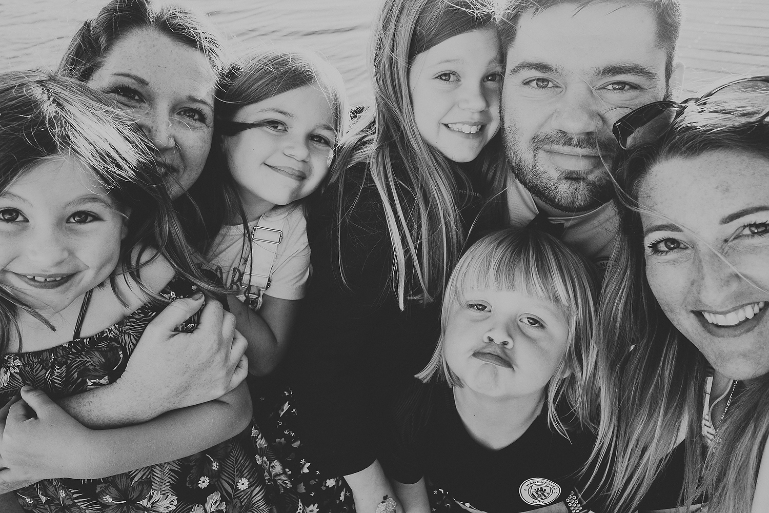 FAMILY SELFIE BLACK AND WHITE FAMILY PHOTOGRAPHY AT CENTER PARCS FRANCE LAC D'AILETTE
