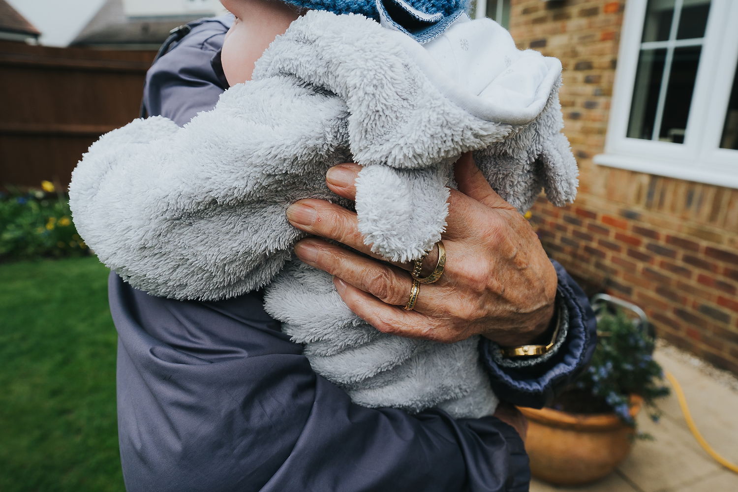 lockdown babies photo book project babies meeting family for the first time