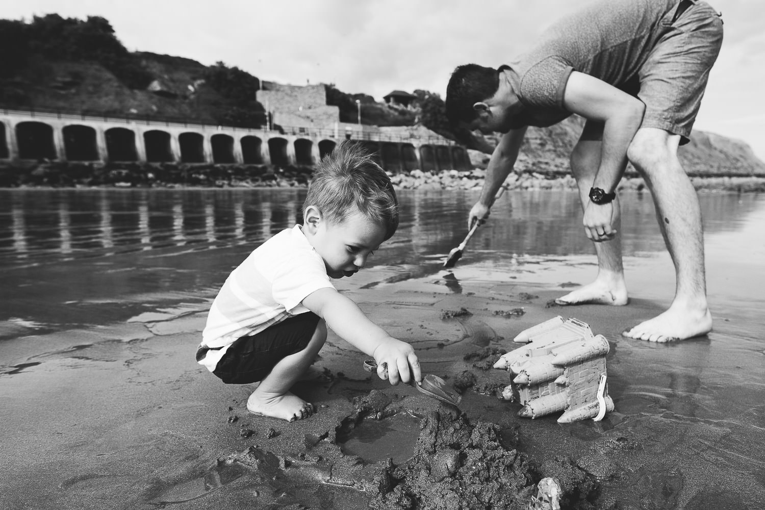 BEST BEACH DAYS OUT FROM LONDON FOLKESTONE FAMILY PHOTO