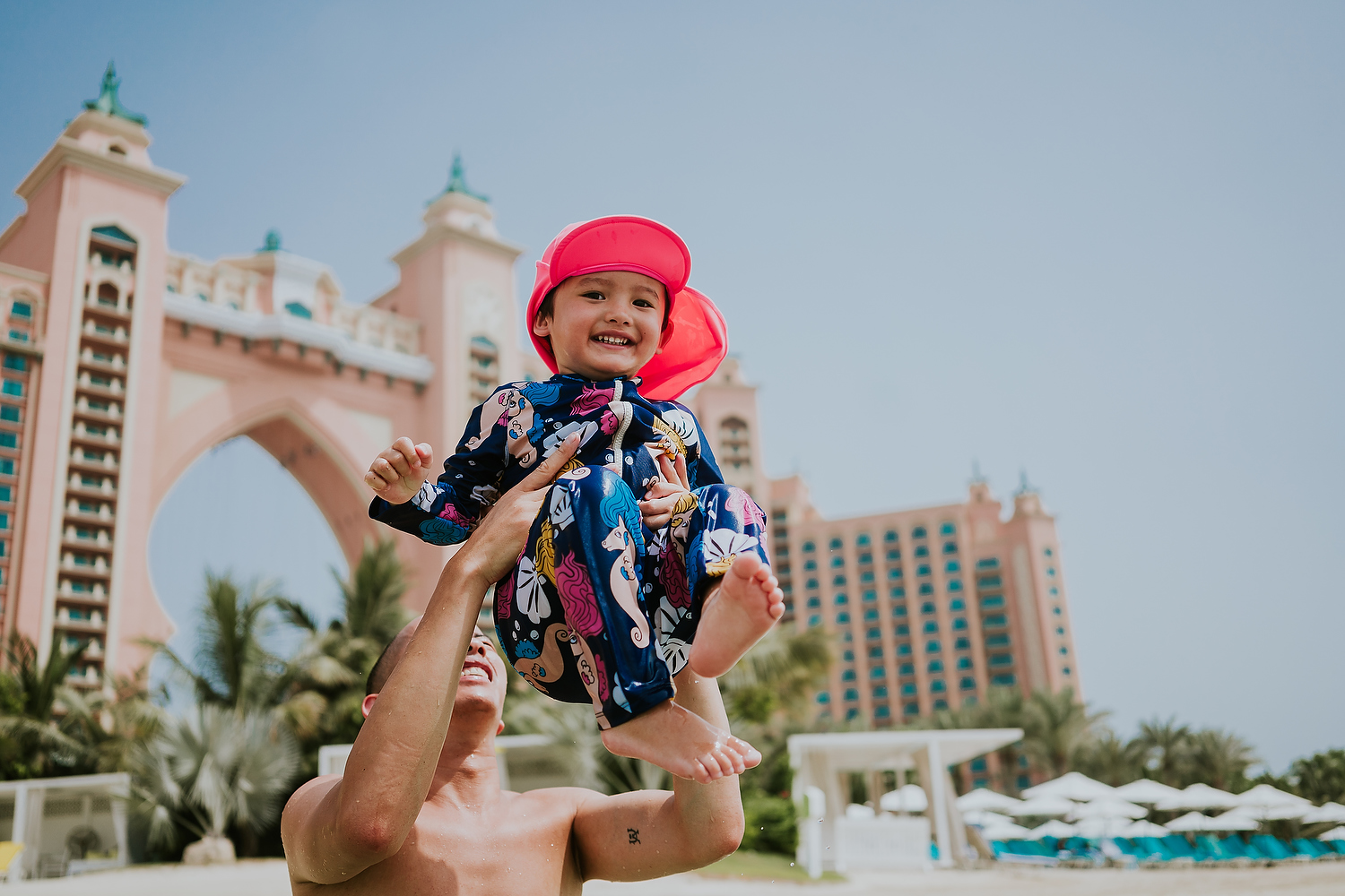 FAMILY VACATION PHOTO SHOOTS ATLANTIS THE PALM FAMILY PHOTOGRAPHER